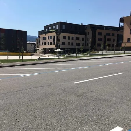Apartma Pino *